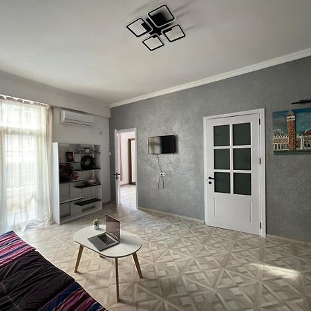Apartment Sunny Mood Tiflis Exterior foto